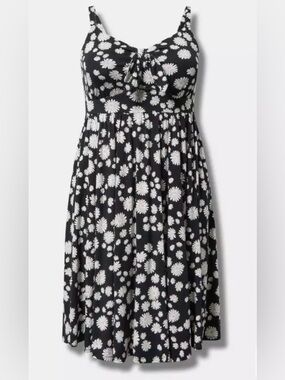 Torrid Black Daisy Print Dress